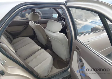 1994 Toyota Camry Xle from USA, damaged, VIN JT2GK13E6R0052275